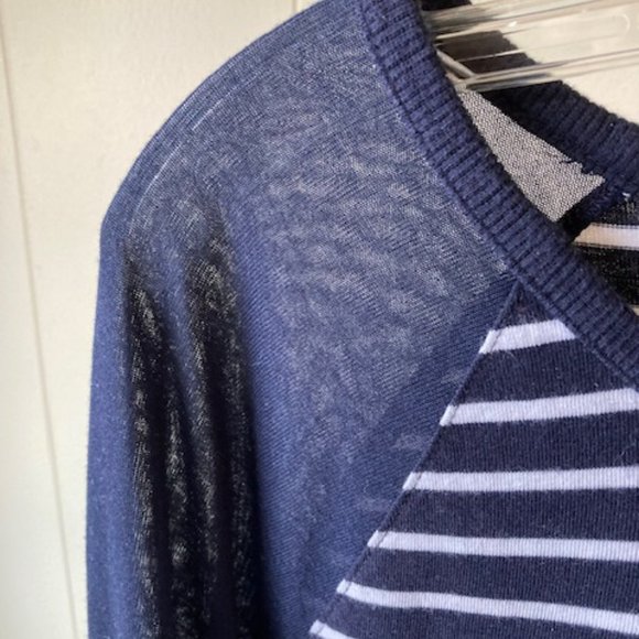 Gap Navy stripe cotton tee sheer sleeve L - Picture 4 of 4
